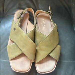 Patina Portland Leather pear green sandals criss cross size 8